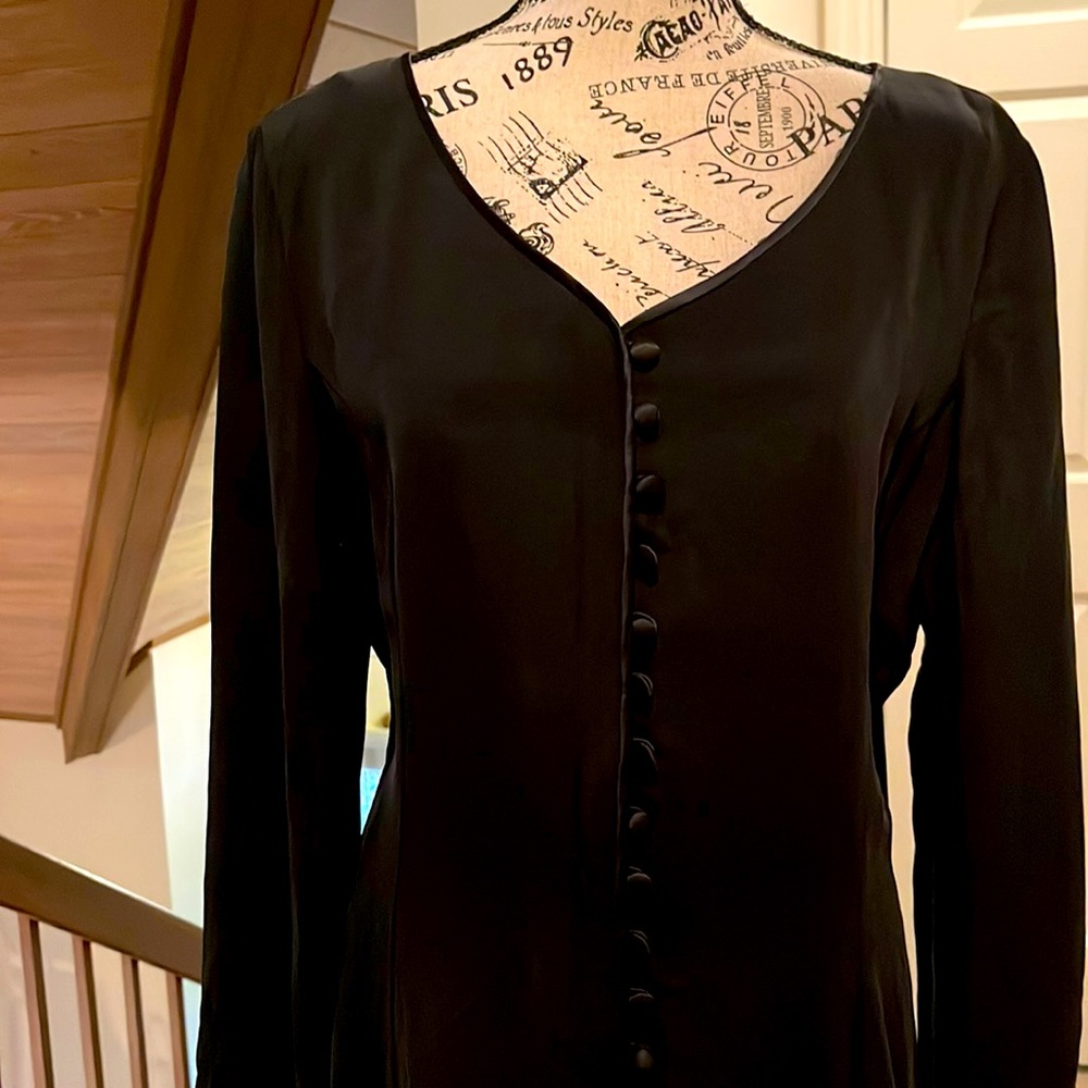 😍 VTG Silk. Long sleeve black 100% SILK maxi dress. Due per Due. 10